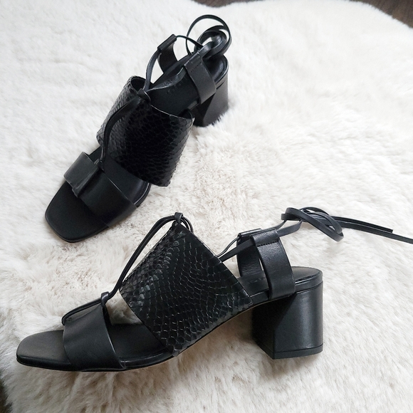 Vince Y2K Dunaway Square Toe Lace Up Black Snake Skin Leather Sandal - Picture 7 of 13